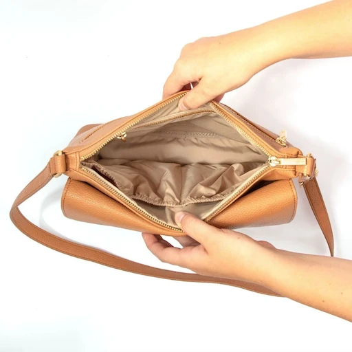 FRESHLY PICKED CLASSIC CROSSBODY IN BUTTERSCOTCH 5 FRESHLY PICKED CLASSIC CROSSBODY IN BUTTERSCOTCH - Image 3