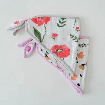 Little Unicorn COTTON MUSLIN BANDANA BIB 2 PACK-SUMMER POPPY 4 Little Unicorn COTTON MUSLIN BANDANA BIB 2 PACK-SUMMER POPPY - Image 2