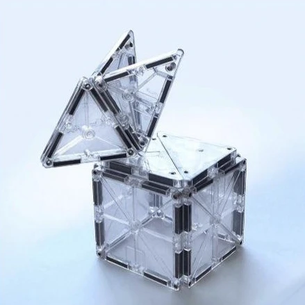 MAGNA-TILES ICE 16 PIECE SET 4 MAGNA-TILES ICE 16 PIECE SET - Image 2