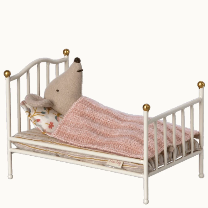 Maileg VINTAGE BED, MOUSE - OFF WHITE 4 Maileg VINTAGE BED, MOUSE - OFF WHITE - Image 2