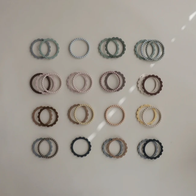 Mushie PEARL TEETHING BRACELET SET OF 3 6 Mushie PEARL TEETHING BRACELET SET OF 3 - Image 4