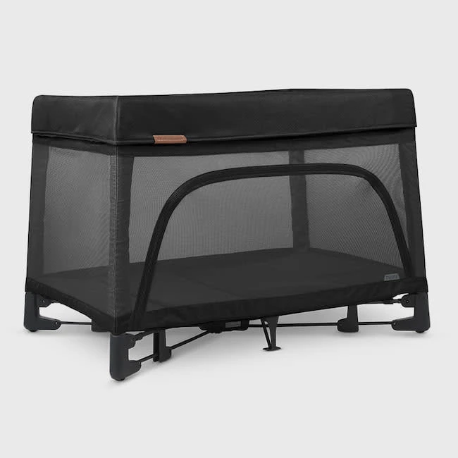 Uppababy REMI TRAVEL CRIB & PLAYARD IN JAKE 3 Uppababy REMI TRAVEL CRIB & PLAYARD IN JAKE